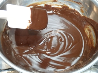 濃厚生チョコレート