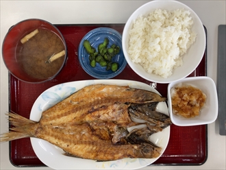四日市市ヒモノ食堂