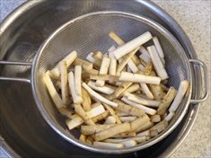 一尺ごぼうのおかか煮の作り方