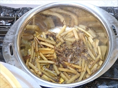 一尺ごぼうのおかか煮の作り方