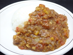 トマトをたくさん使うの水なしカレーの作り方