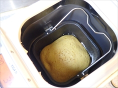 タイガーのホームベーカリー KBX-A100 で焼くかぼちゃのバターケーキの作り方
