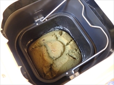 タイガーのホームベーカリー　KBX-A100 で作る抹茶の粒あんバターケーキのレシピ