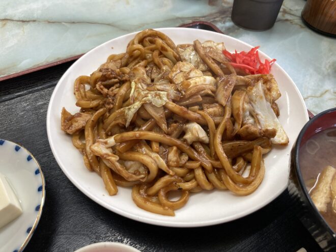 三重県亀山市の川森食堂の味噌焼うどん