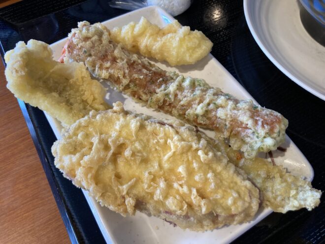 十割そば じゅうべい 柳津本店のおそばと天ぷら