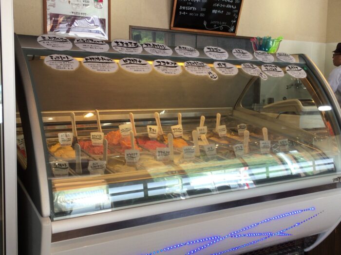 明宝ジェラートのほうじ茶ジェラート