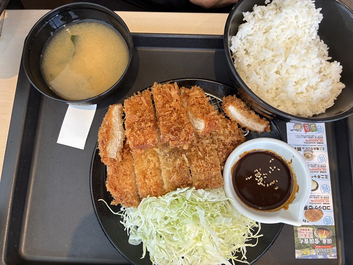 松のやでランチ体験!初めてのロースかつ&海老フライに大満足